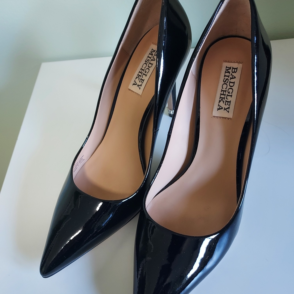 Badgley Mischka Glossy Black Heels